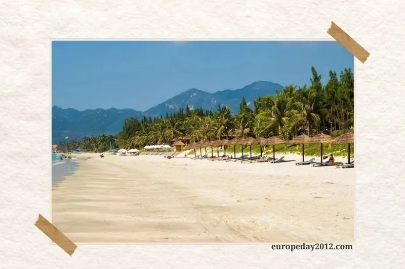 Bãi biển Dốc Lết