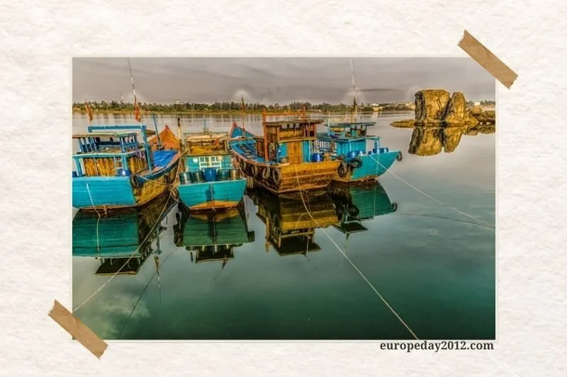 Cửa biển Sa Cần