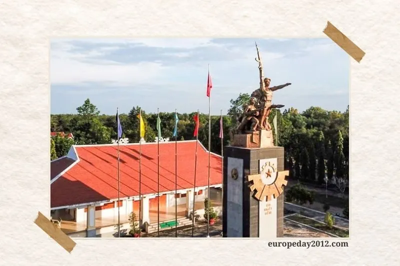 Di tích chốt chặn Tàu Ô