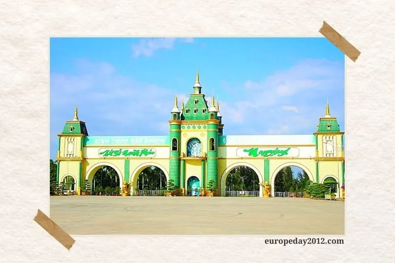 Happy Land Bến Lức