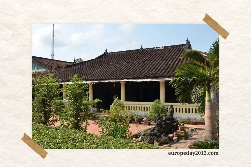 Khu sinh thái Nhà Xưa