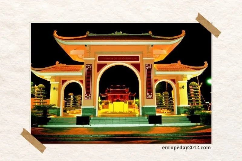 Khu tưởng niệm Chủ tịch Hồ Chí Minh