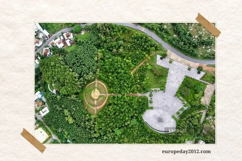 Các điểm du lịch gần Núi Ngự Bình Huế