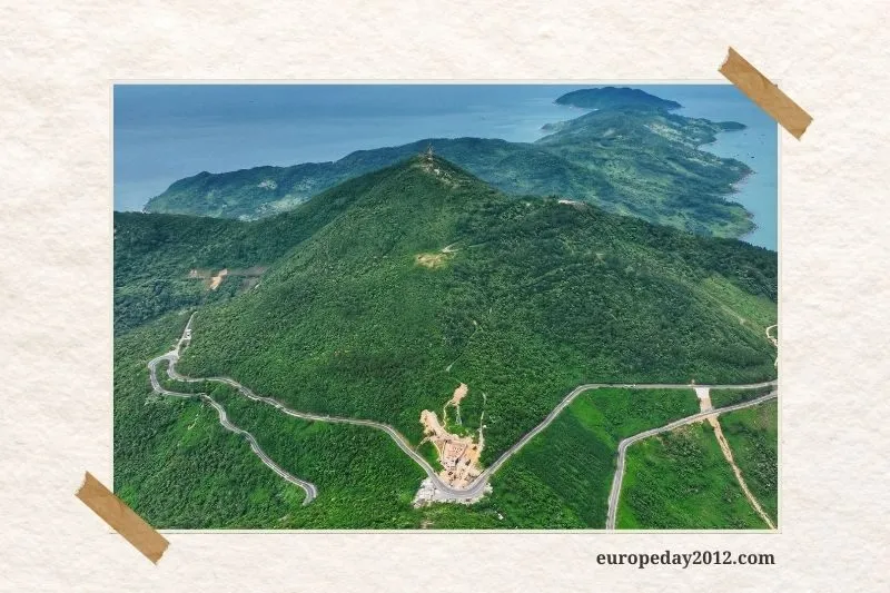 Cảnh Quan Và Thiên Nhiên Đặc Sắc Ở Vịnh Lăng Cô