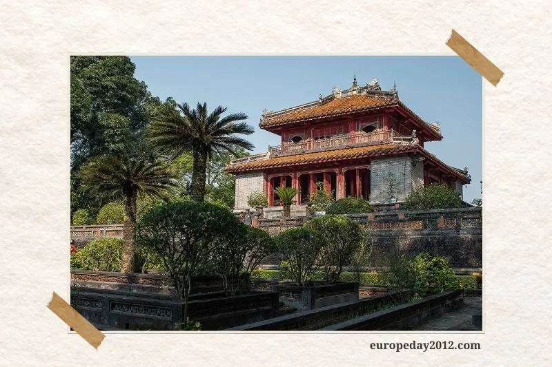 Kiến Trúc Độc Đáo Của Lăng Minh Mạng