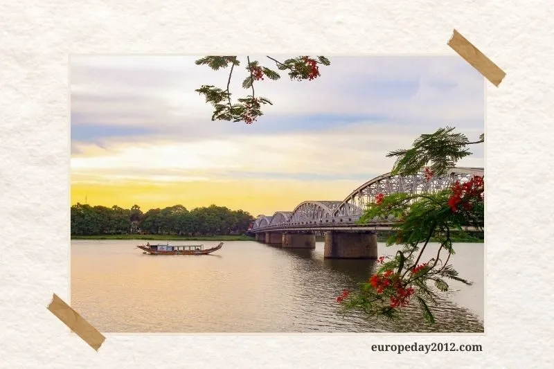 Những công trình lịch sử nổi bật khác trong Huế